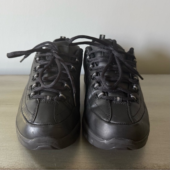 ❤️ Skechers | Black Slip Resistant Sneakers - Picture 4 of 9